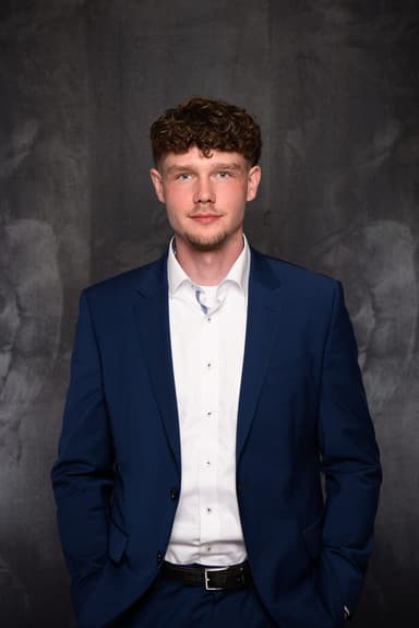 Tom – Verkaufspsychologie & Kommunikation bei Tinto Agency